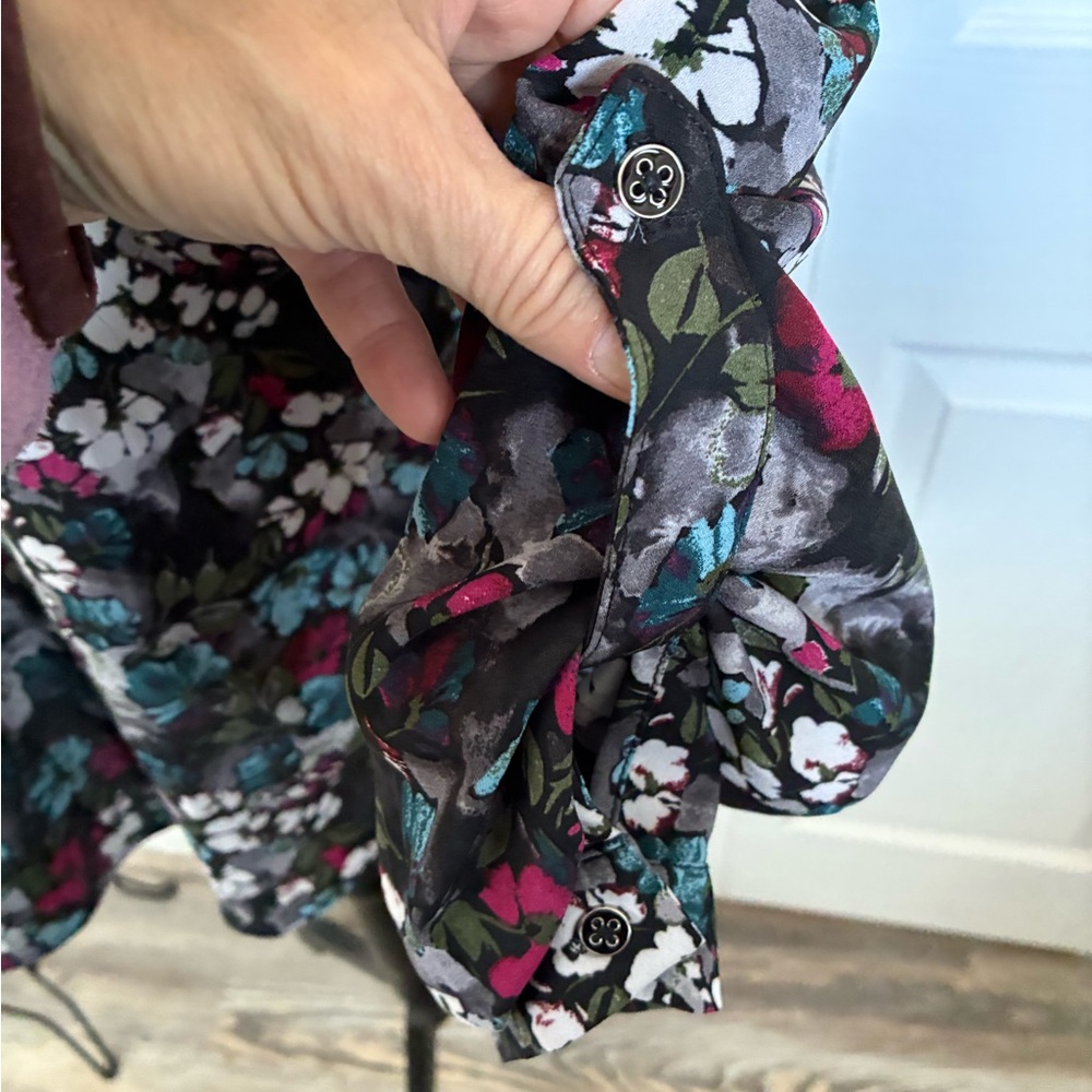 KEREN hart Floral Blouse - Black, Blue, Pink - Picture 3 of 8